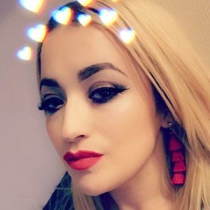 Meet your Posher, Marie